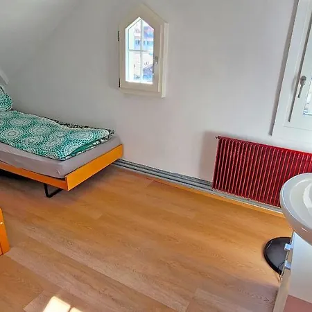 Хостел Sonne Unterseen